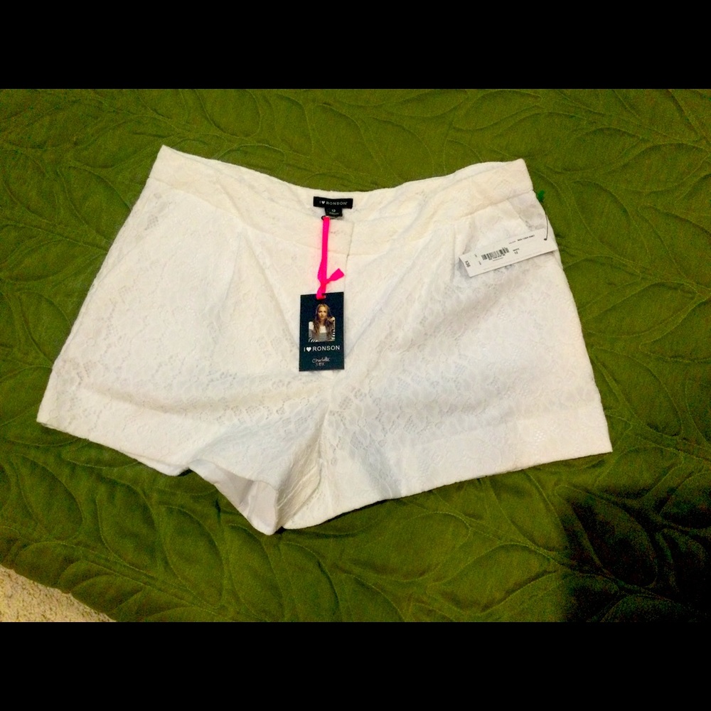 I Heart Ronson NWT White Lace Shorts